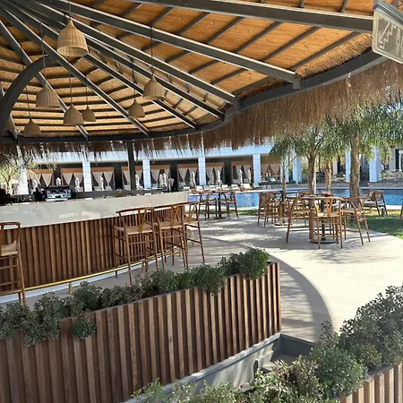 Grand Sapphire Casino 1 Bedroom C Διαμέρισμα *