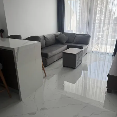 Grand Sapphire Casino 1 Bedroom C Αμμόχωστος