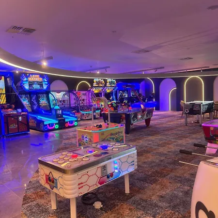 Grand Sapphire Casino 1 Bdr B3 *