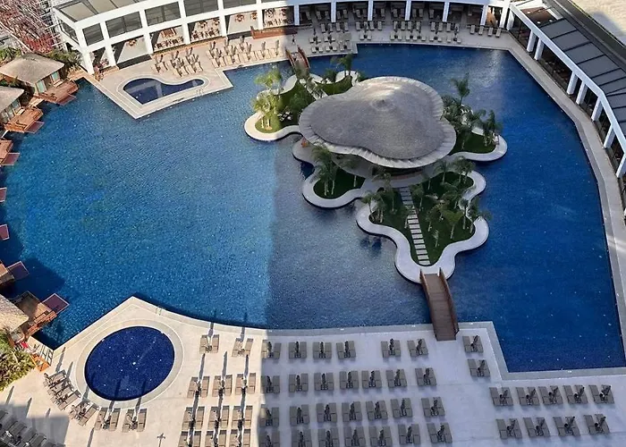 Grand Sapphire Casino 1 Bedroom C а * Famagusta (Northern Cyprus)